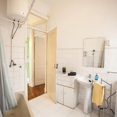 Lovelystay Principe Real Charming Flat リスボン
