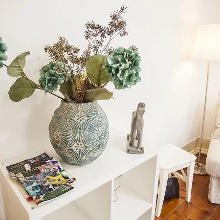 Apartment Principe Real Charming Flat Lisbon